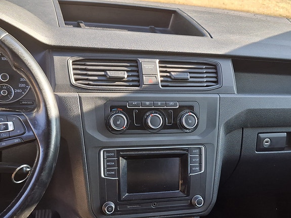 Volkswagen Caddy 16 of 20