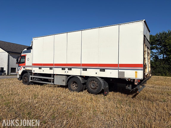 Volvo FM9 7 of 30