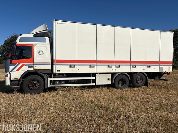 Volvo FM9 4 of 30
