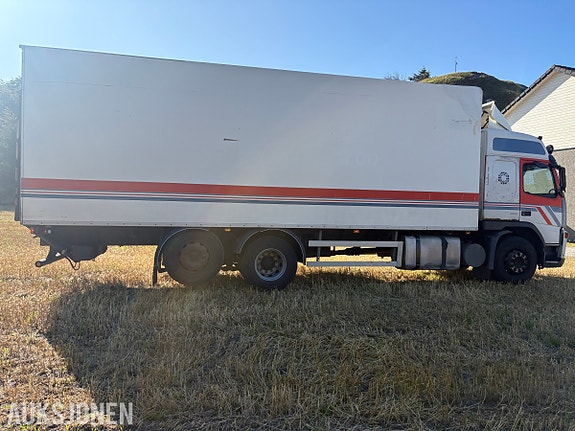 Volvo FM9 15 of 30