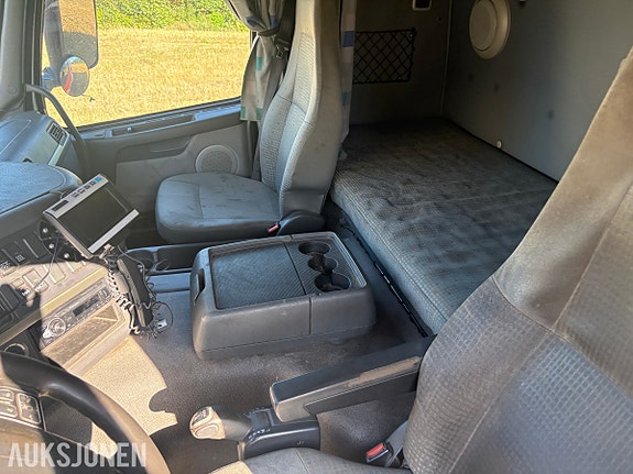 Volvo FM9 30 of 30
