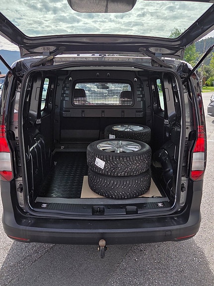Volkswagen Caddy 6 of 11