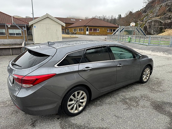 Hyundai i40 3 of 12