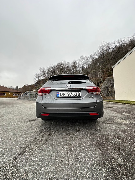 Hyundai i40 4 of 12