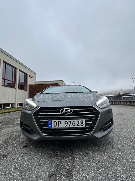 Hyundai i40 6 of 12