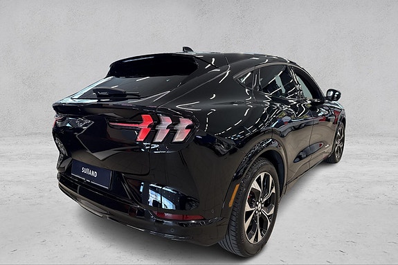 Ford Mustang Mach-E 5 of 26