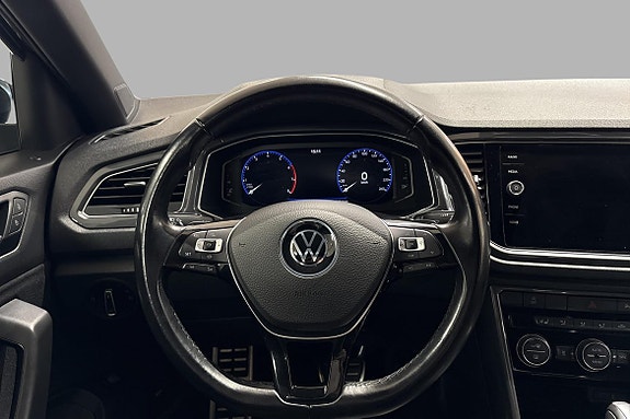 Volkswagen T-Roc 13 of 19