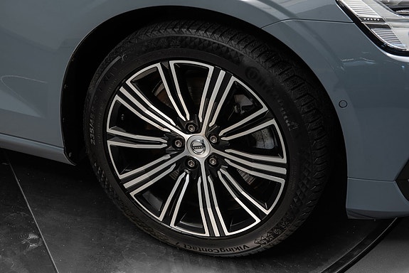 Volvo S60 10 of 25