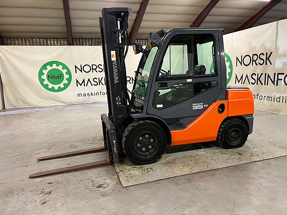 Toyota 52-8FDJF35  #Fri løft# Løftehøyde 4,7 meter # 2 of 15