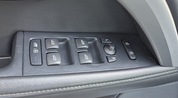 Volvo V70 11 of 21