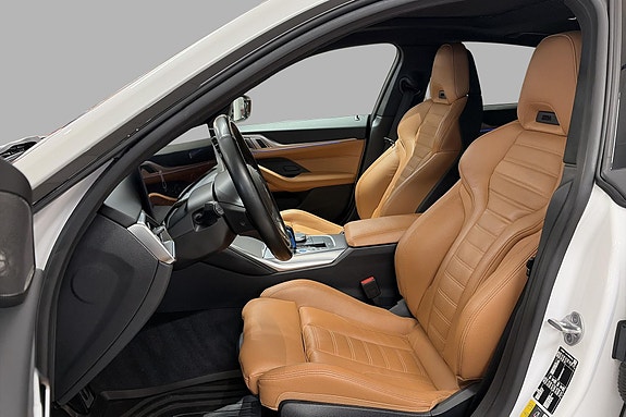 BMW i4 11 of 19