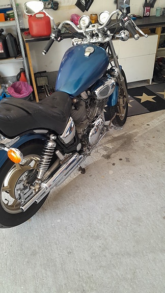 Yamaha XV 750 Virago 3 of 6