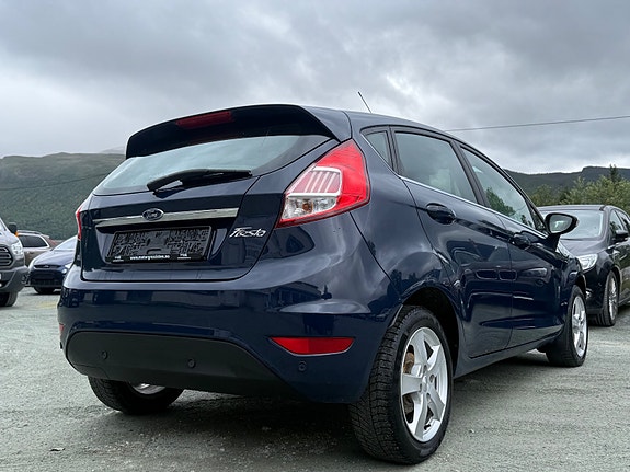 Ford Fiesta 5 of 25