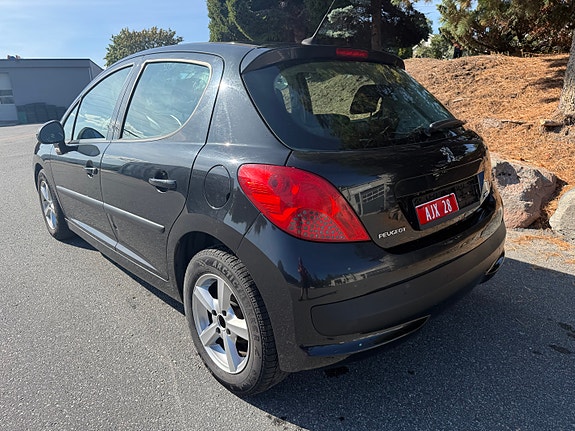 Peugeot 207 5 of 16