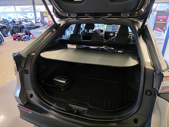 Subaru Solterra 6 of 30