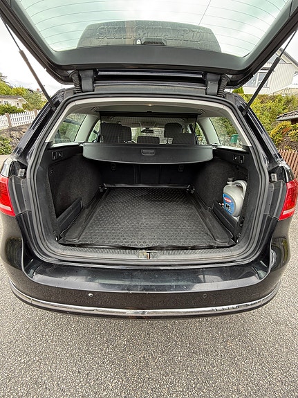 Volkswagen Passat 11 of 11