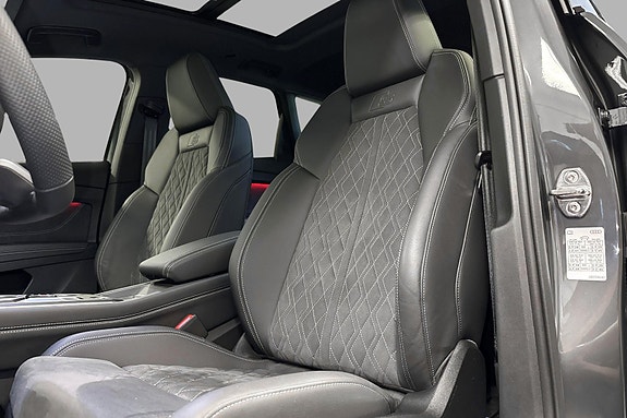 Audi Q4 e-tron 30 of 30