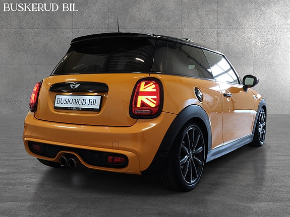 MINI Cooper S 7 of 27