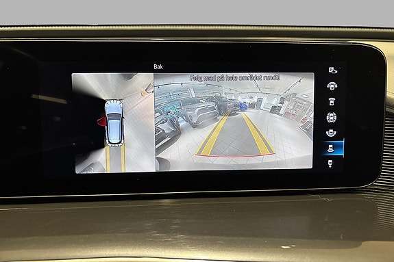 Mercedes-Benz EQC400 15 of 21