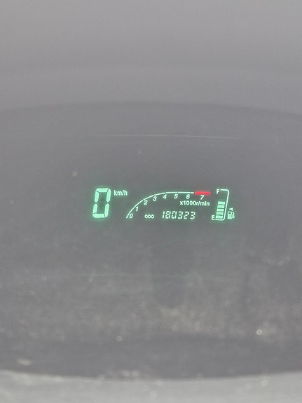 Toyota Yaris Verso 9 of 9