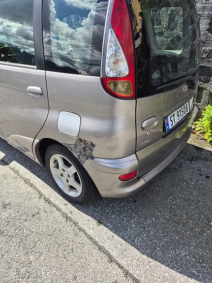 Toyota Yaris Verso 6 of 9