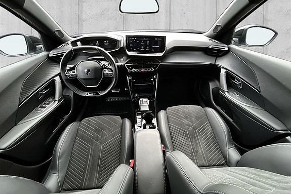 Peugeot e-2008 13 of 22