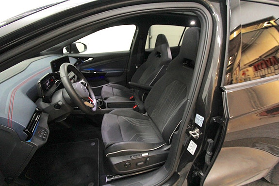 Volkswagen ID.4 GTX 28 of 29