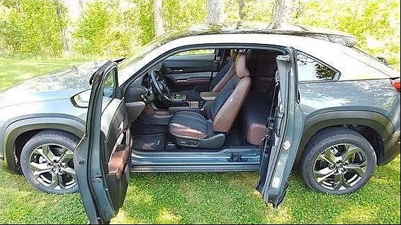 Mazda MX-30 6 of 7