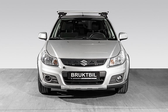 Suzuki SX4 3 of 29