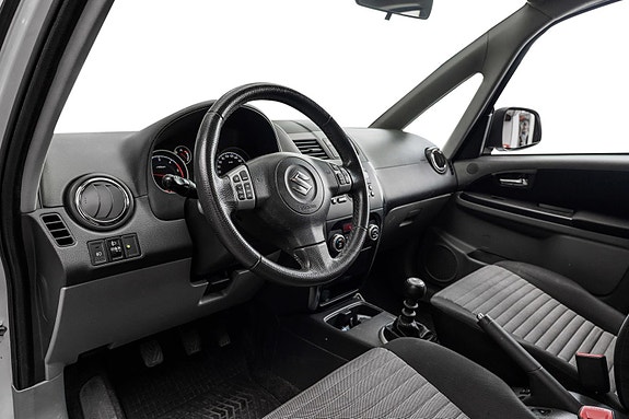 Suzuki SX4 12 of 29