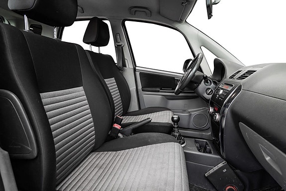 Suzuki SX4 27 of 29