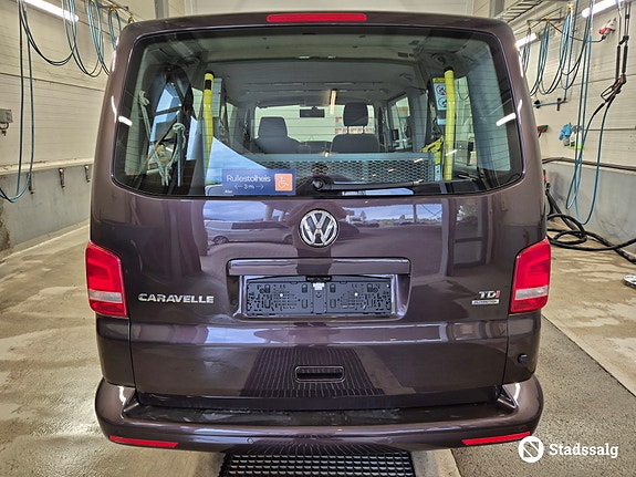 Volkswagen Caravelle 6 of 10