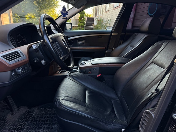 BMW 730d 16 of 26