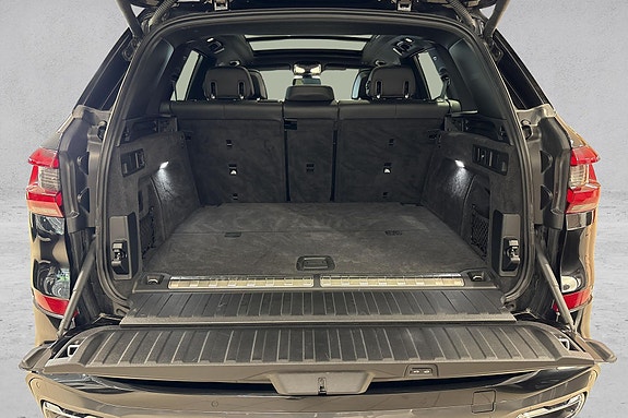BMW X5 21 of 22