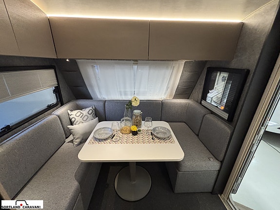 Adria ALTEA 502 UL 60Y 12 of 30