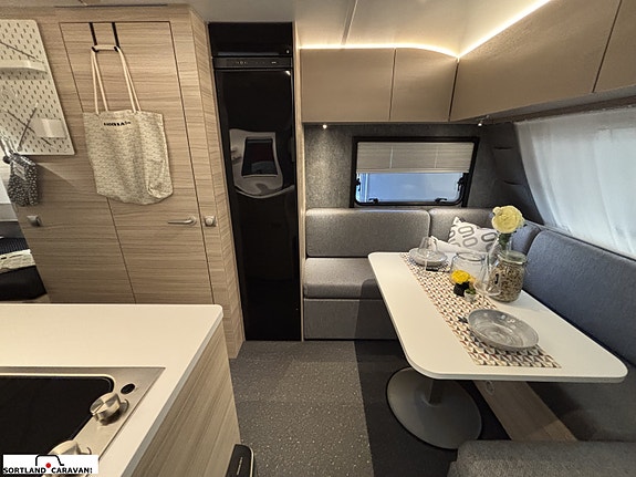 Adria ALTEA 502 UL 60Y 11 of 30