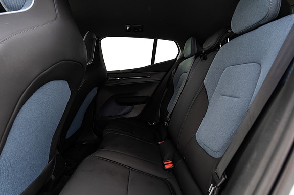 Volvo EX30 21 of 28