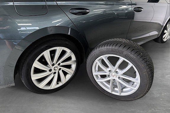 Skoda Octavia 14 of 30