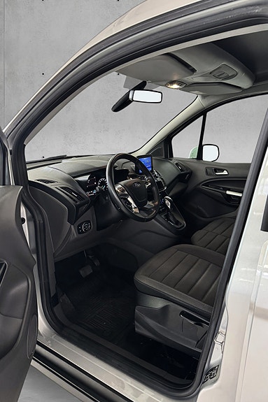 Ford Transit Connect 19 of 30