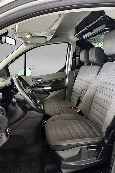 Ford Transit Connect 21 of 30