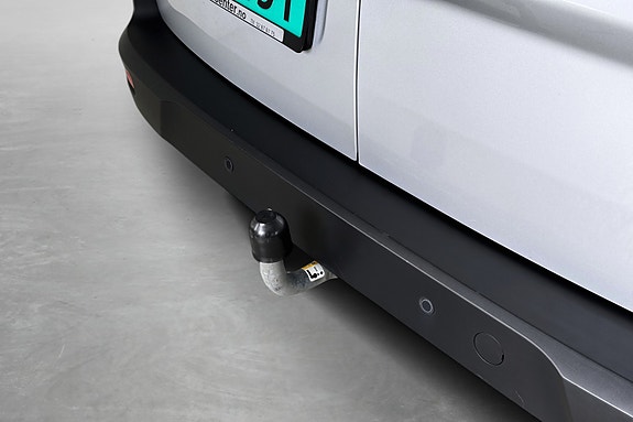 Ford Transit Connect 16 of 30