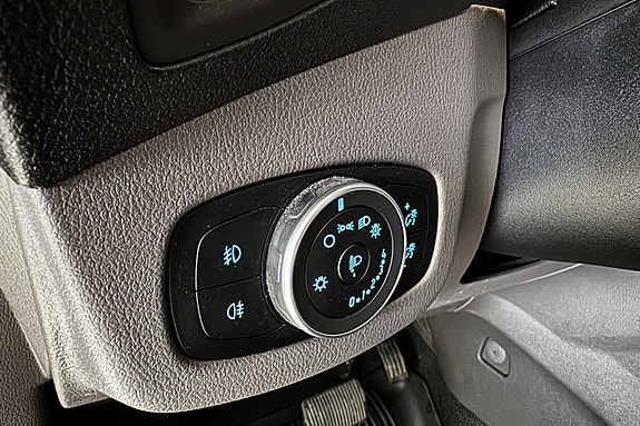 Ford Transit Connect 22 of 30