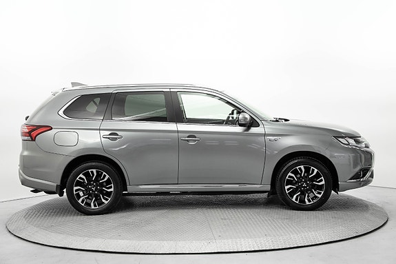 Mitsubishi Outlander 4 of 27