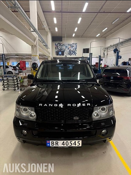 Land Rover Range Rover Sport 5 of 22