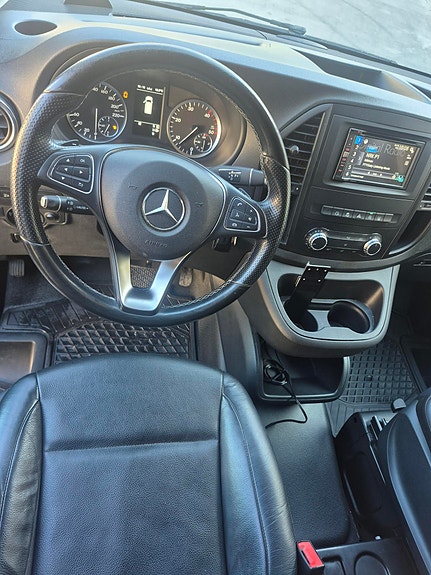 Mercedes-Benz Vito 119 13 of 25