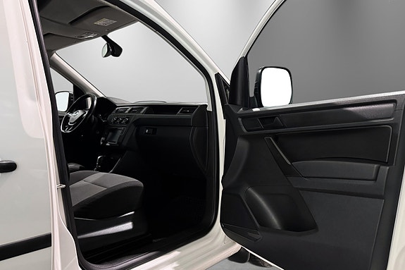 Volkswagen Caddy Maxi 24 of 30