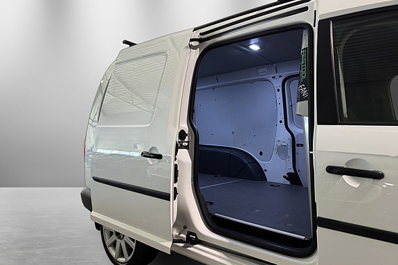 Volkswagen Caddy Maxi 23 of 30