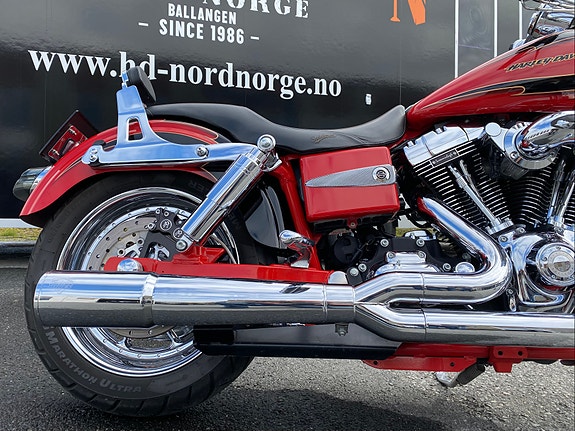 Harley-Davidson FXDSE Dyna Screamin Eagle 2 of 7