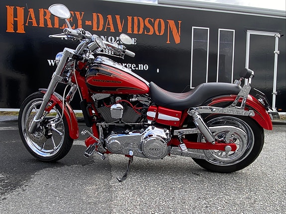 Harley-Davidson FXDSE Dyna Screamin Eagle 3 of 7