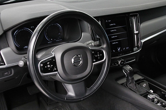 Volvo V90 Cross Country 20 of 30